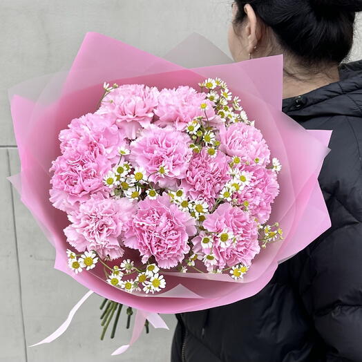 Букет из диантусов и ромашки 💕