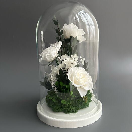 Композиция из стабилизированных роз в колбе «Чистота»