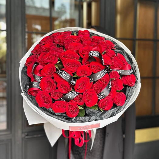 Букет из 51 шт красных роз