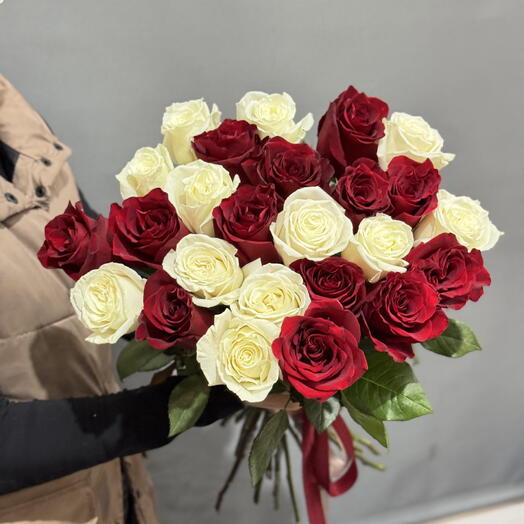 Розы 25