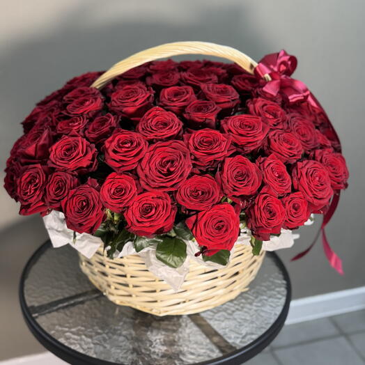 Корзина с цветами