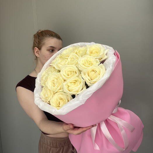 Букет из белых роз