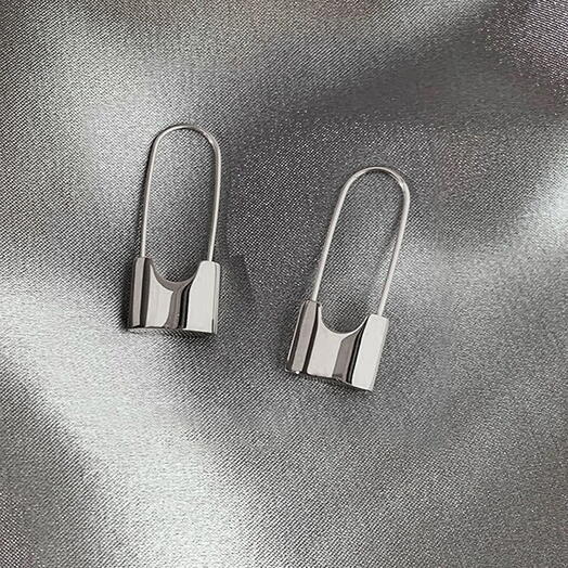 Серьги «Silver Lock» любимой девушке / жене / маме / девушке
