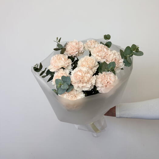Букет из персиковых диантусов