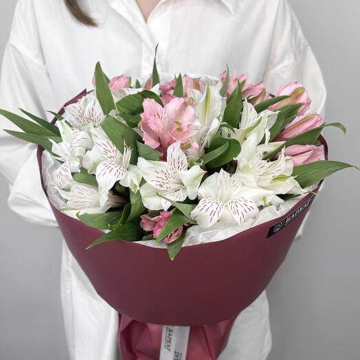 Bouquet of flowers, floral bouquet, monobucket of alstroemeria Vivid emotions