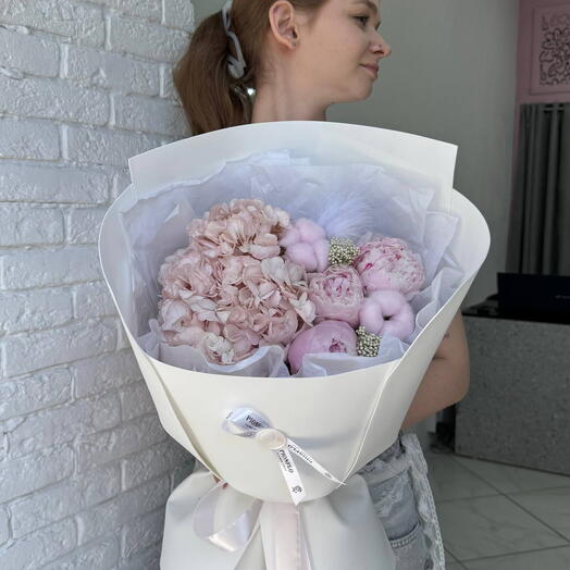 Розовая конфета
