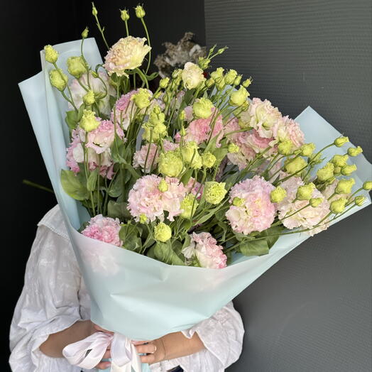 Шикарный пышный букет из нежных розовых махровых эустом🌸
