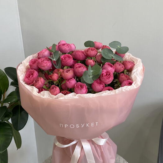 Шикарная кустовая роза с эвкалиптом💗