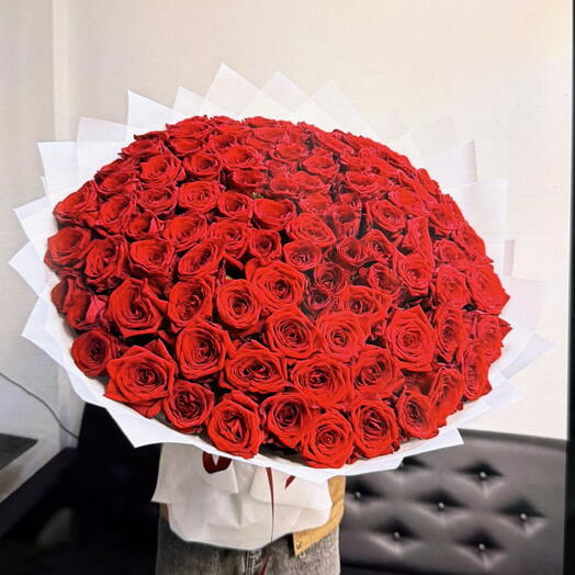 101 Роза красные розы премиум ред Наоми 60см