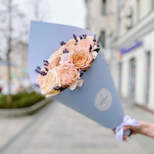 Букет "Louis Roederer" BLUE