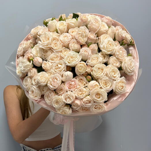 Большой букет пионовидных кустовых роз как из Pinterest 💗