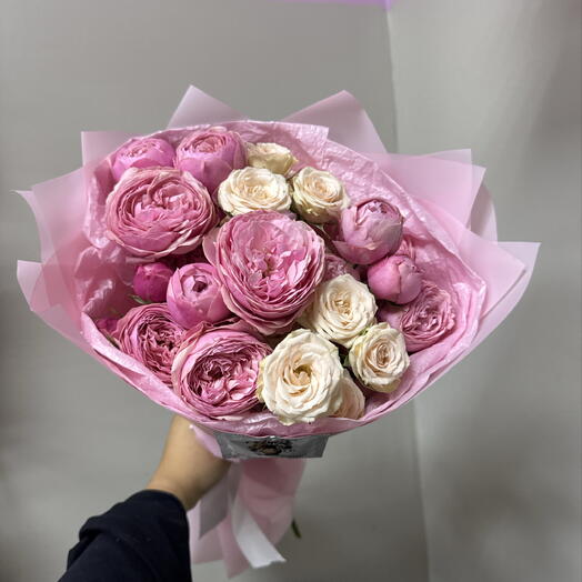 Пионовидные кустовые розы 😍
