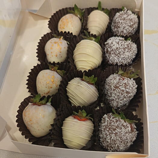 Клубника в шоколаде 12 шт 🍓🍫