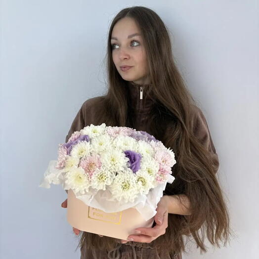 Композиция из хризантемы и эустомы