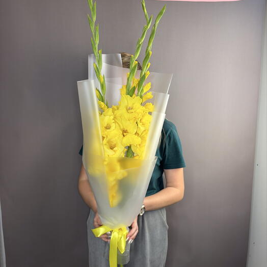 Гладиолусы 💛
