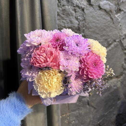 Ящик с георгинами и хризантемами 💜🌸