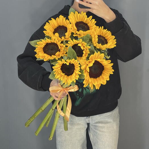 Букет из 7 подсолнухов 💛