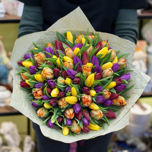 Ramo de tulipanes (101 tulipanes)