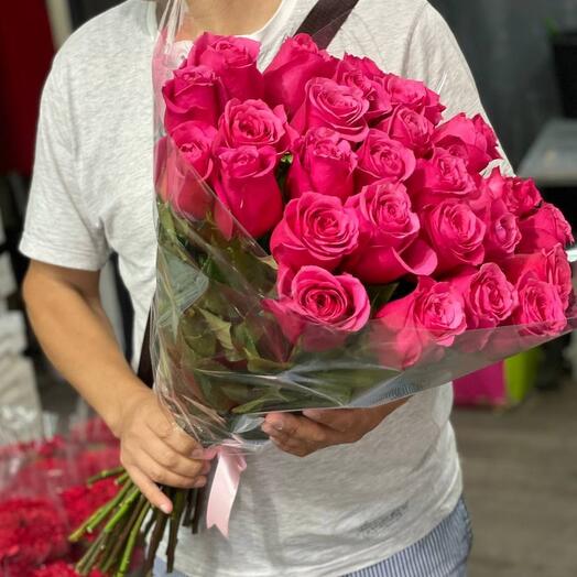 Bouquet of 29 Ecuadorian roses