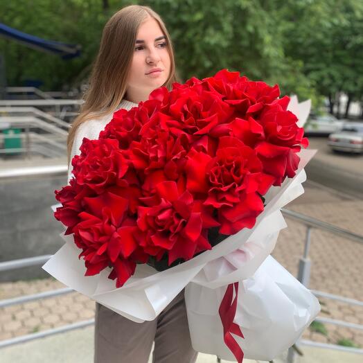 Букет из вывернутых роз