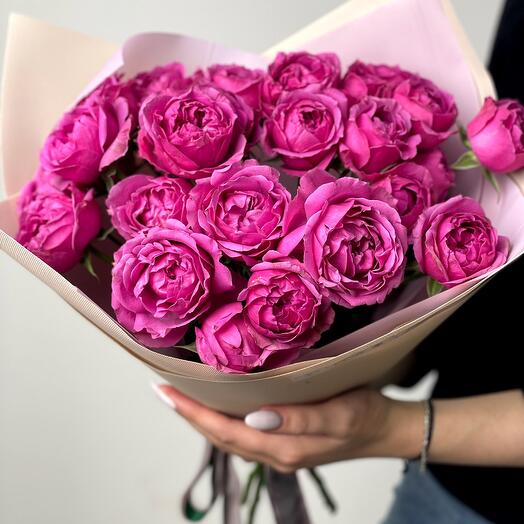 Bouquet Of Fragrant Roses