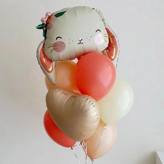 Composición de globos con conejo