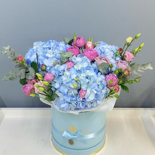 Цветы в коробке 💙