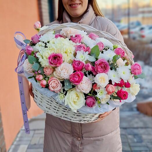 Корзина с цветами L