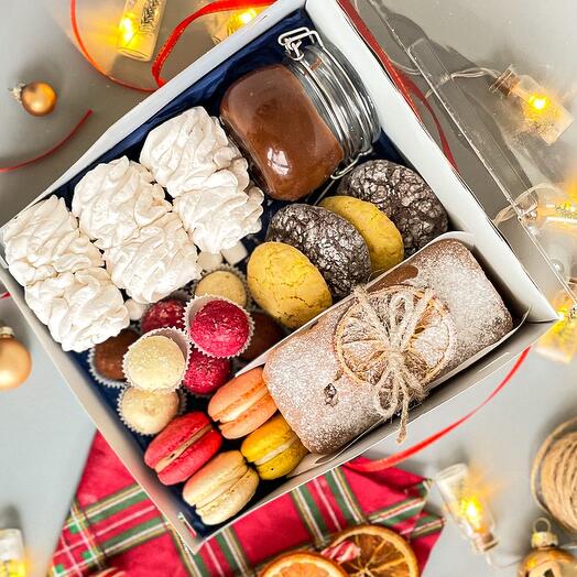 Новогодний Набор «XL», Новый год, зефир, макарон, трюфели, печенье, соленая карамель , рождественский кекс