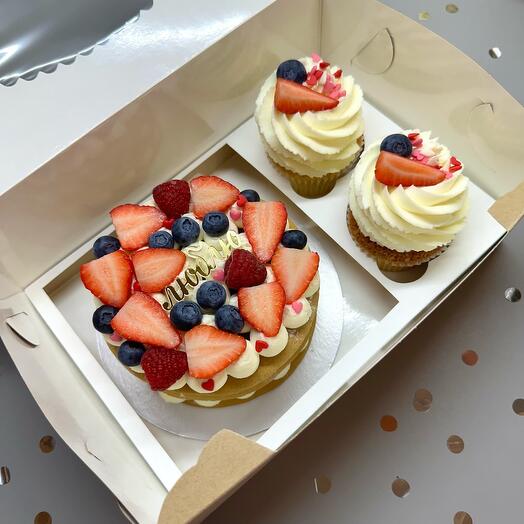 Набор mini медовик + капкейки люблю