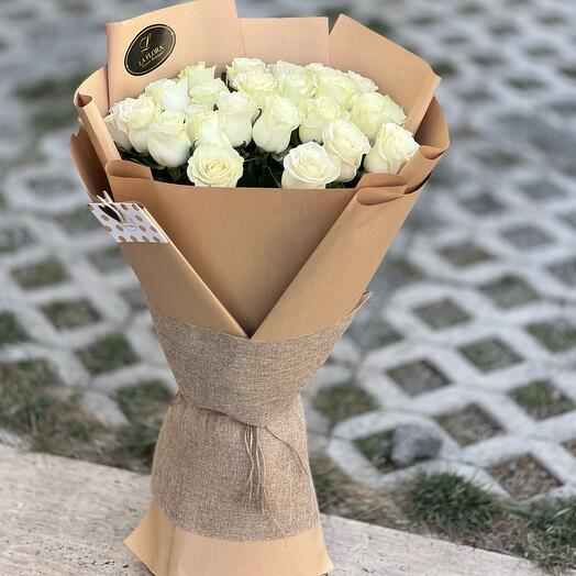 White roses белые розы 🤍