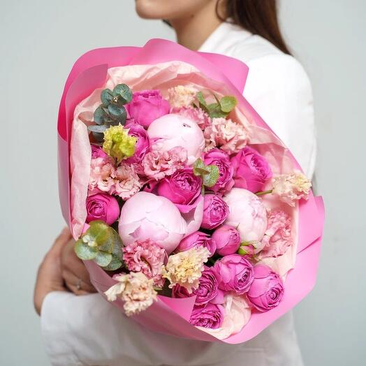 Peonies with a peony-shaped rose