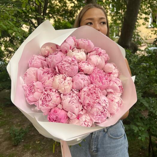 Нежно розовые пионы 25 штук (пион)