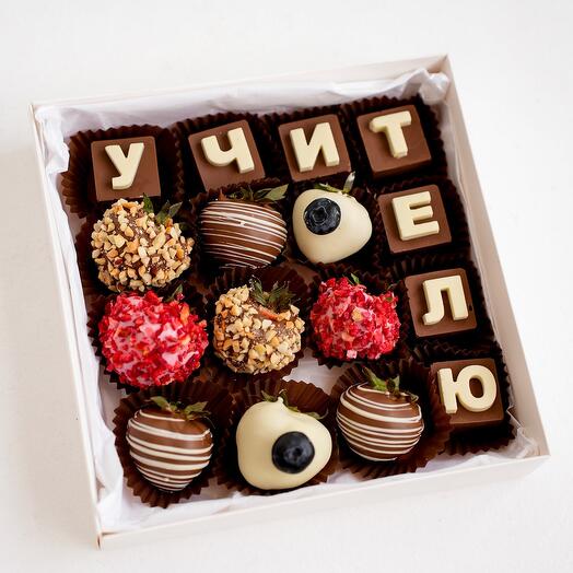Клубника в шоколаде «Учителю» 9 шт