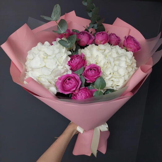 Hydrangea with Bush Roses