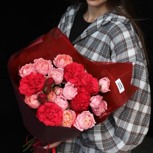 Dúo de rosas peonías