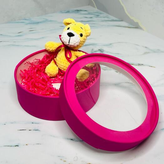 Игрушка - Мишка вязанный в коробке