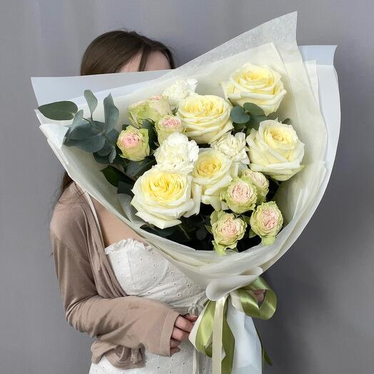 Букет с розами Канделайт