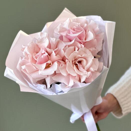 Нежный букет комплимент розовая французская роза размер S