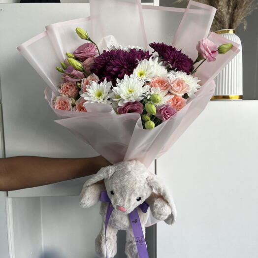 Bunny Loves Bouquet