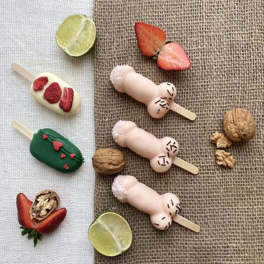 Чизкейки «3 члена и 2 эскимо»