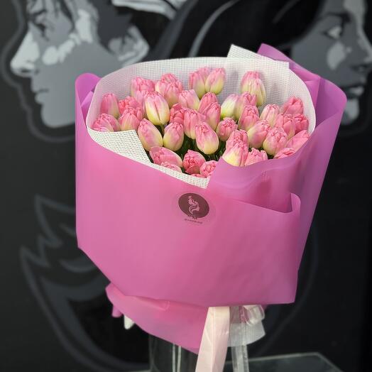 Букет с розовыми тюльпанами 51шт