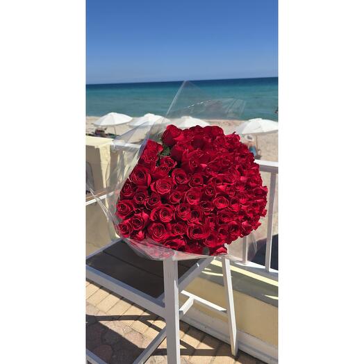 101 червона троянда