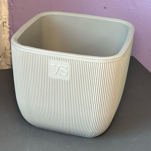 Горшок для цветов 11