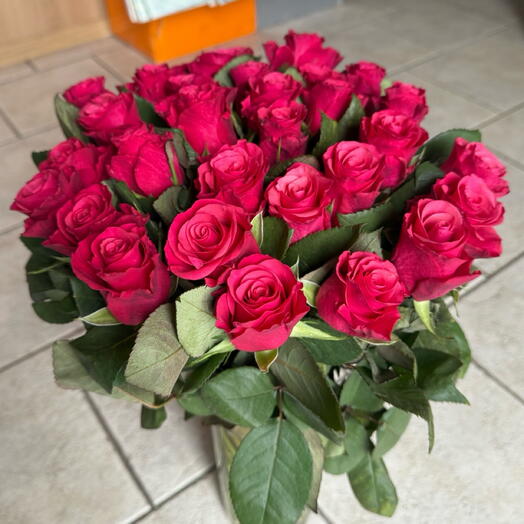 Buquê de 31 pequenas rosas