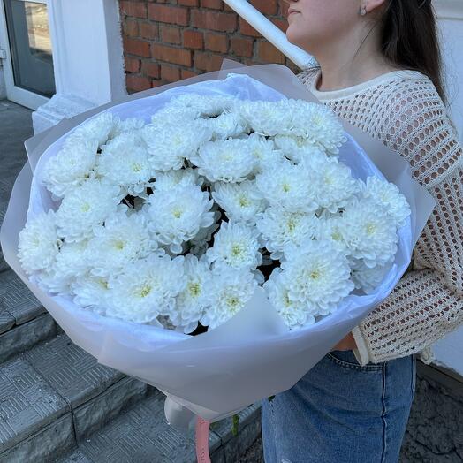 Букет из 13 хризантем