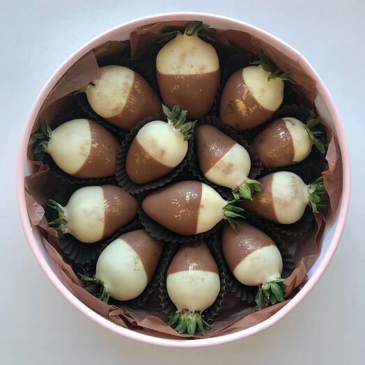 Клубника в шоколаде «Kinder»