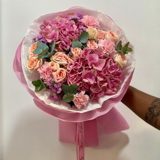 Luxury Pink Hydrangea   Rose Bouquet with Carnations