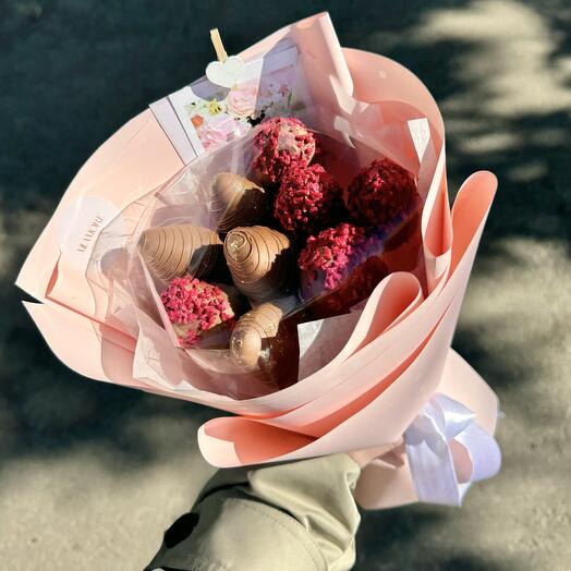 Букет из клубники в шоколаде