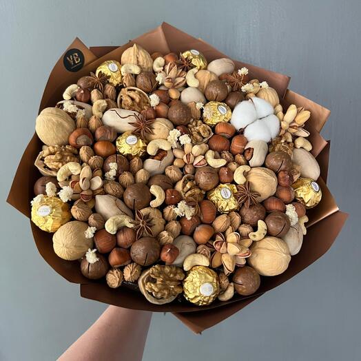Ореховый букет